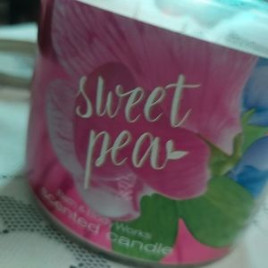 Scented candle